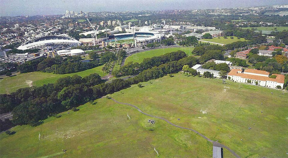 2014 MOORE PARK