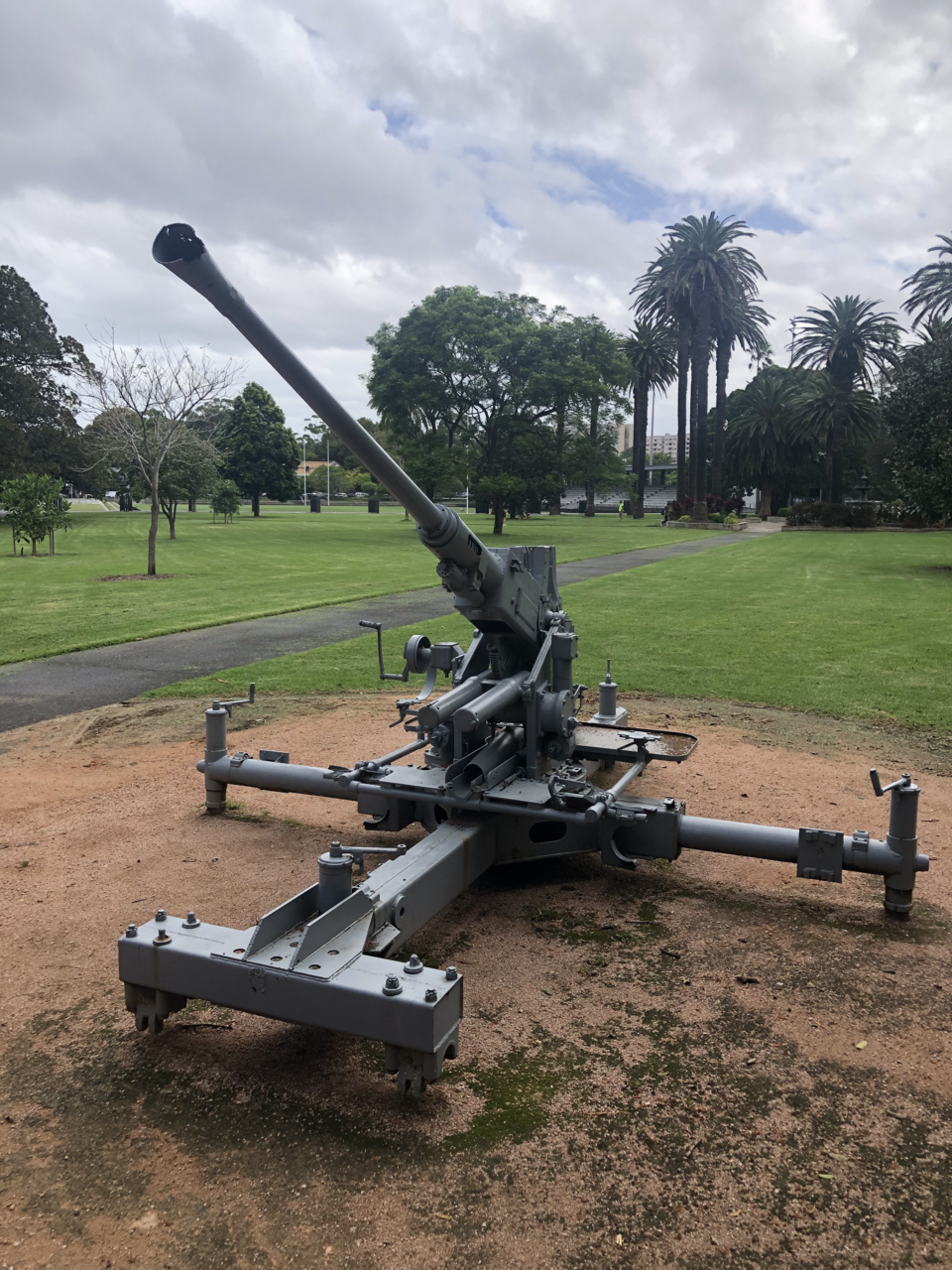 Redfern Park cannon.png
