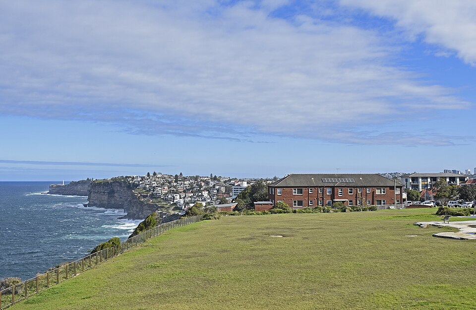 Sydney Vaucluse Tasman Sea Coast seen from Christison Park to the south